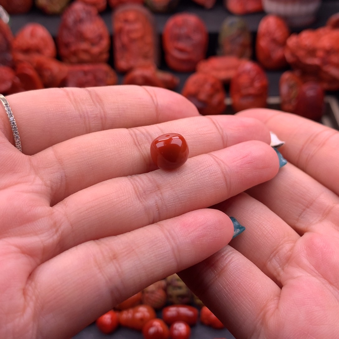 南红玛瑙南红川料原矿老型10mm未镶嵌