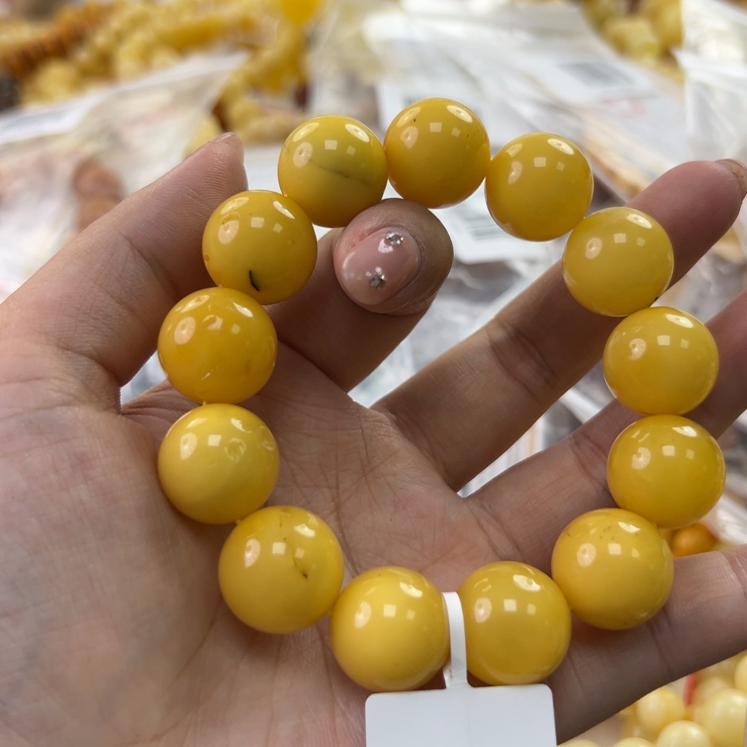 琥珀珠宝奇石未镶嵌