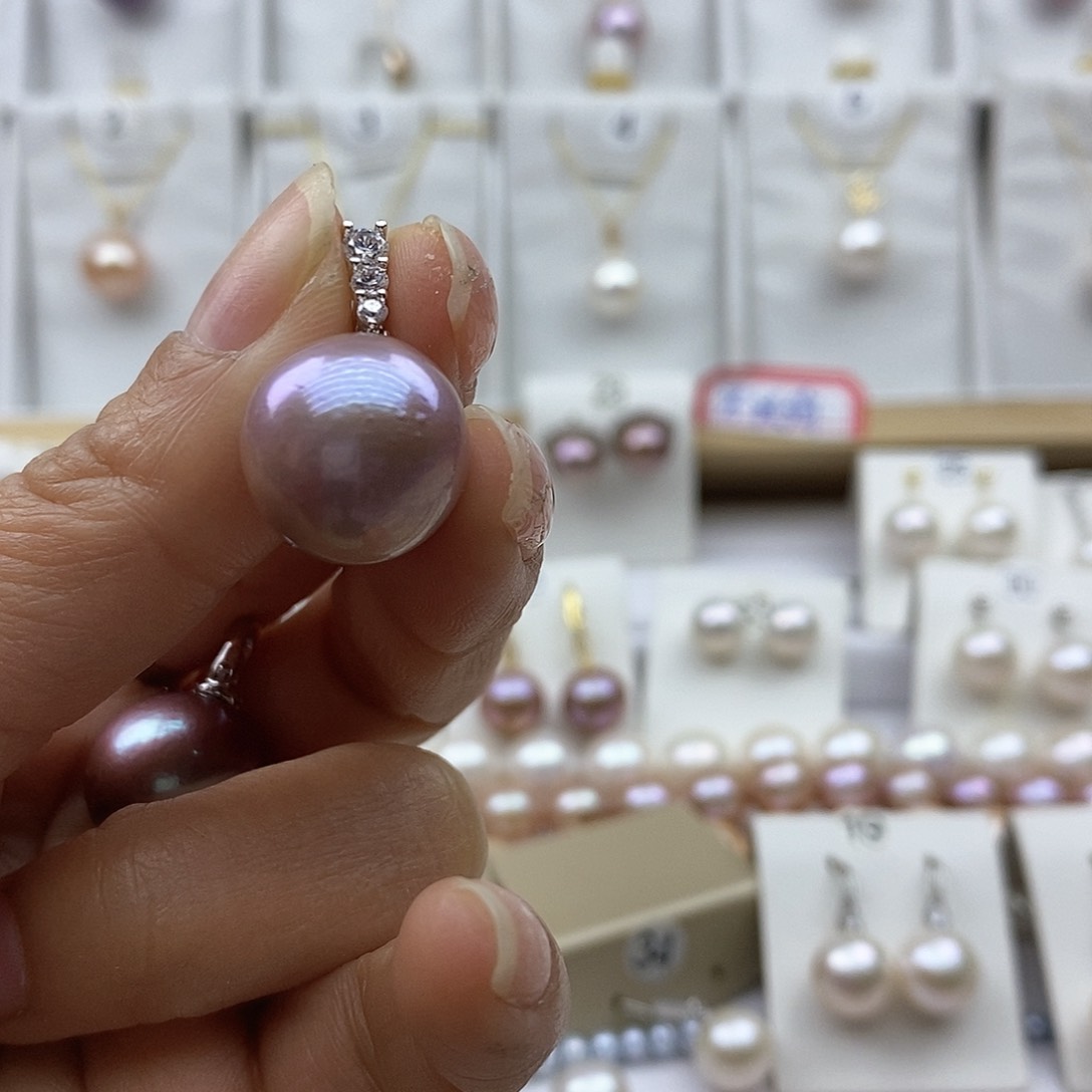 淡水珍珠吊坠(赠链)银S925镶嵌