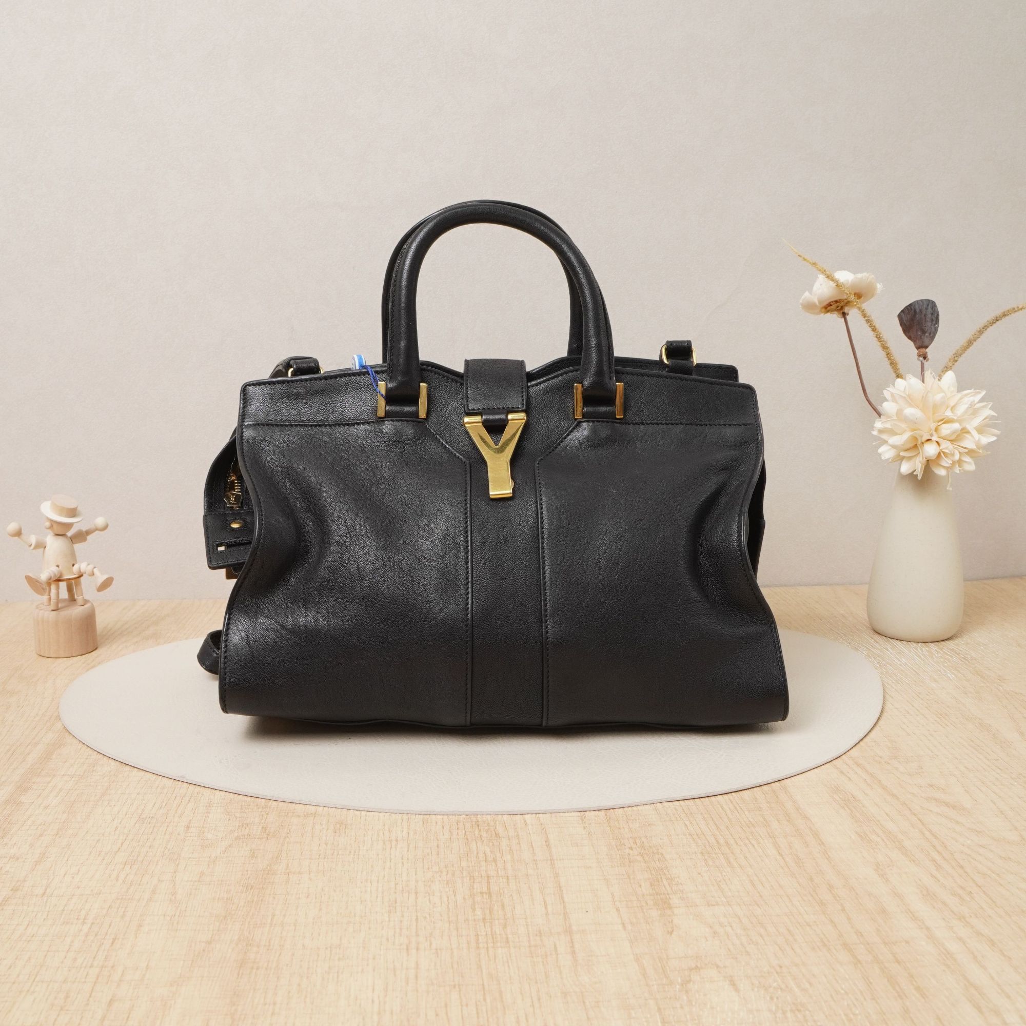 95新 YSL/圣罗兰 圣罗兰托特y扣黑色小号牛皮/肩带/DS039796