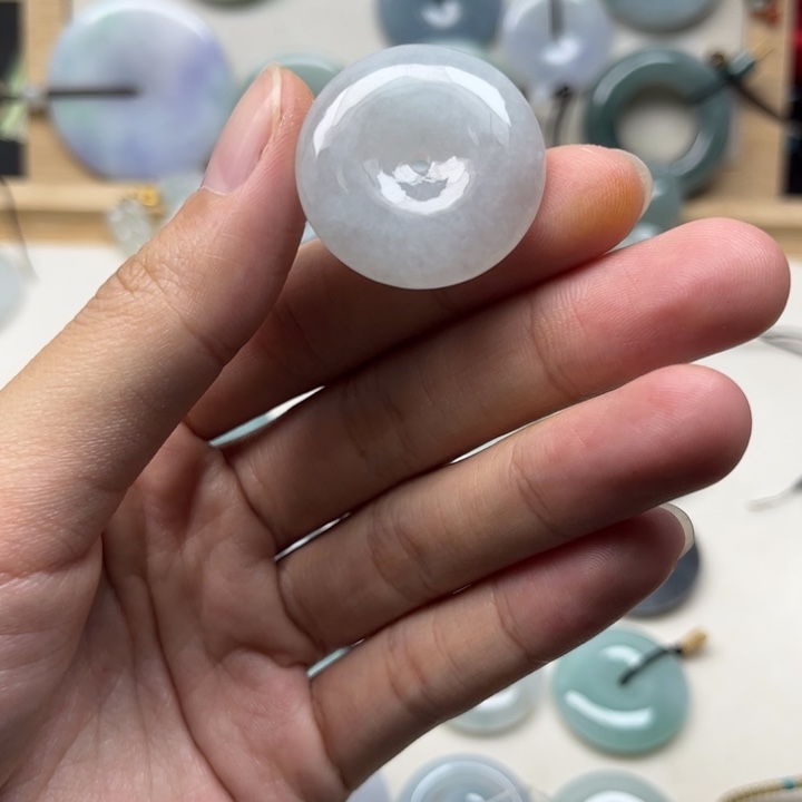 颈饰未镶嵌翡翠天然翡翠Ａ货