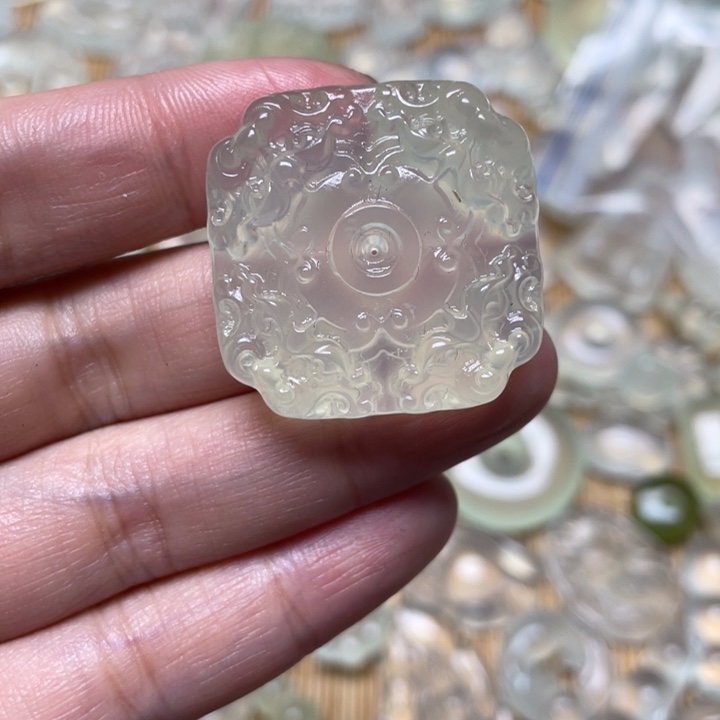 蛇纹石玉颈饰未镶嵌浮***~