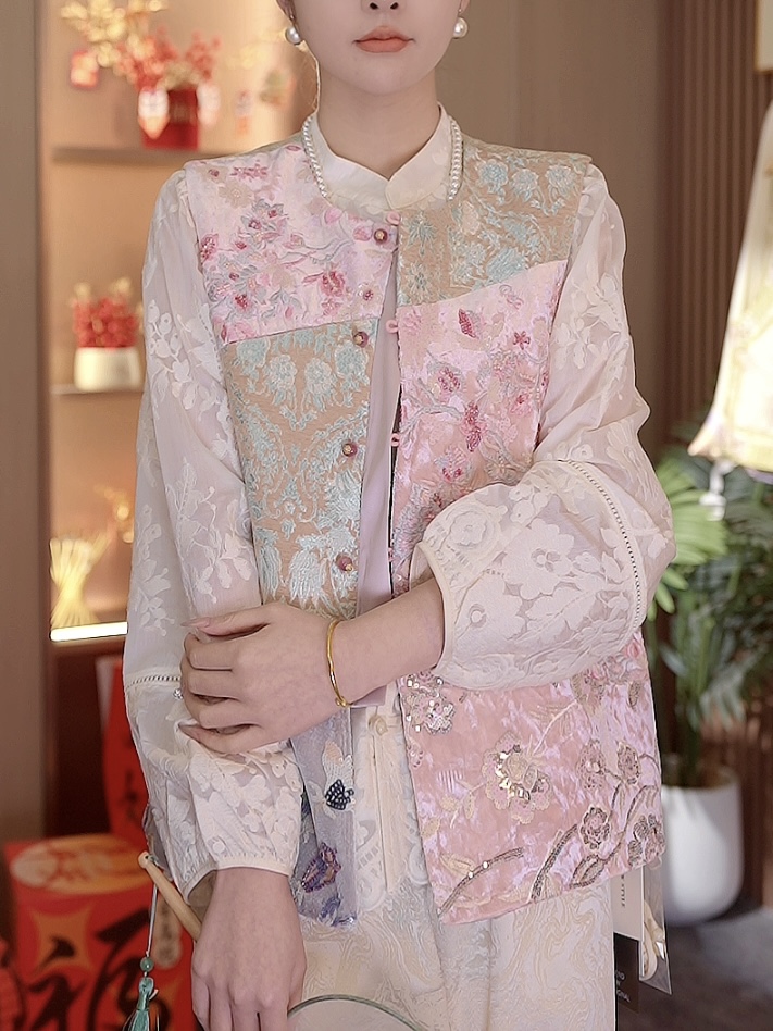新中式国风立体刺绣提花丝绒拼接叠穿背心马夹2025A7289——晚迎