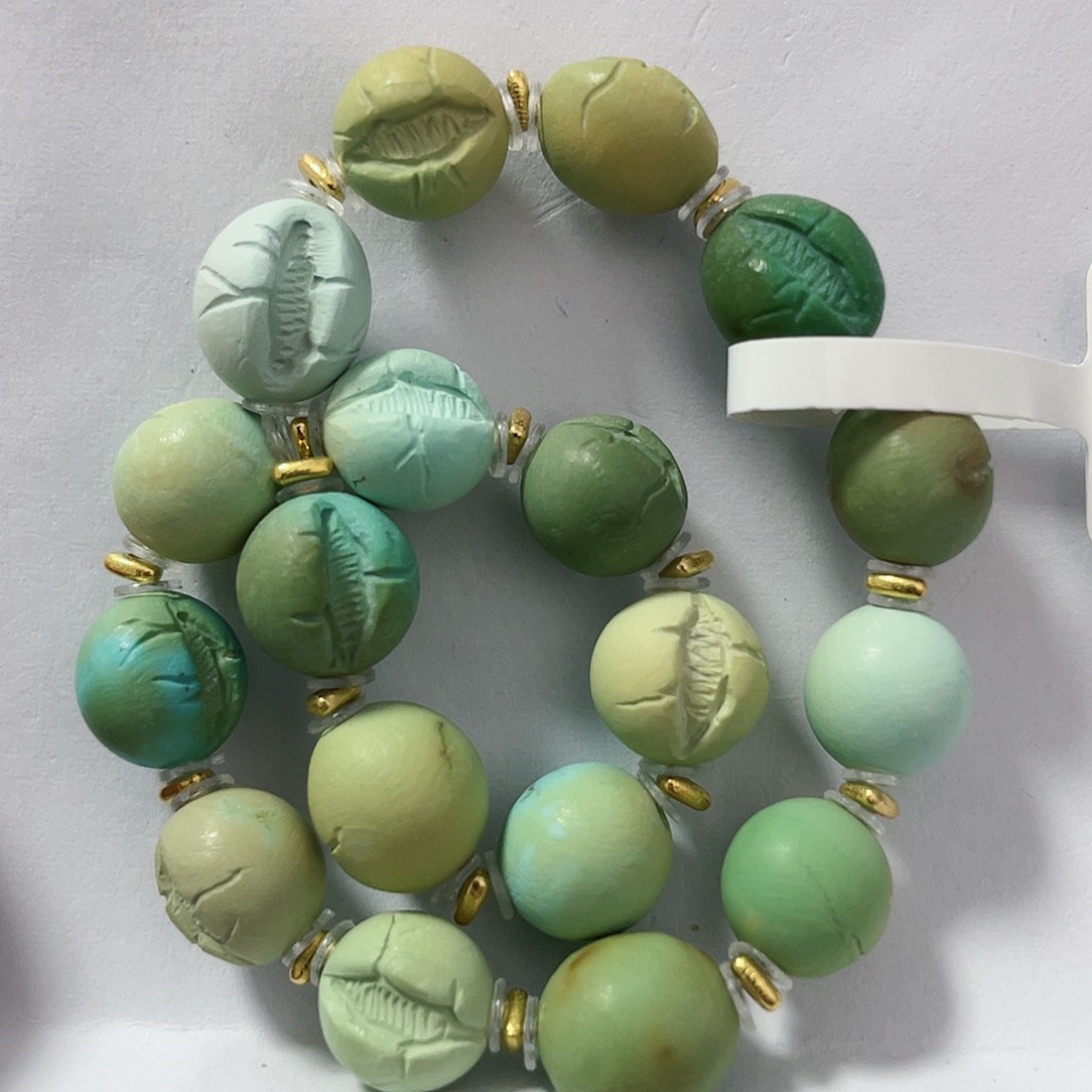 绿松石配饰未镶嵌