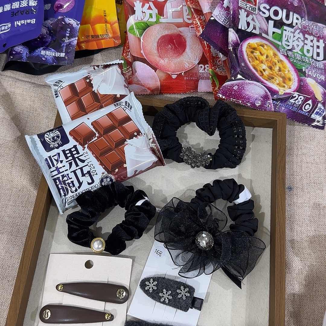 皮质铁合金夹子161