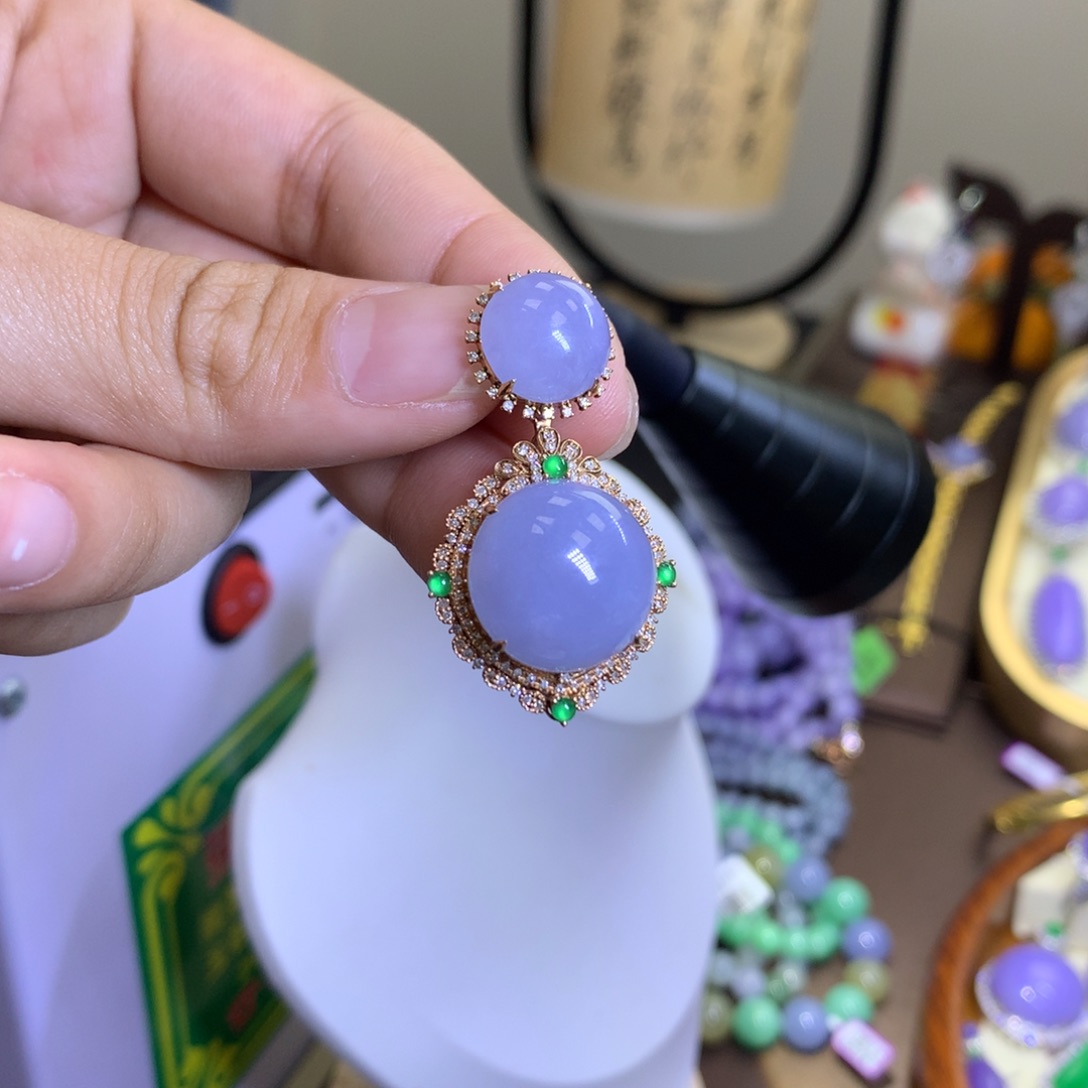 翡翠颈饰18K金镶嵌翡翠