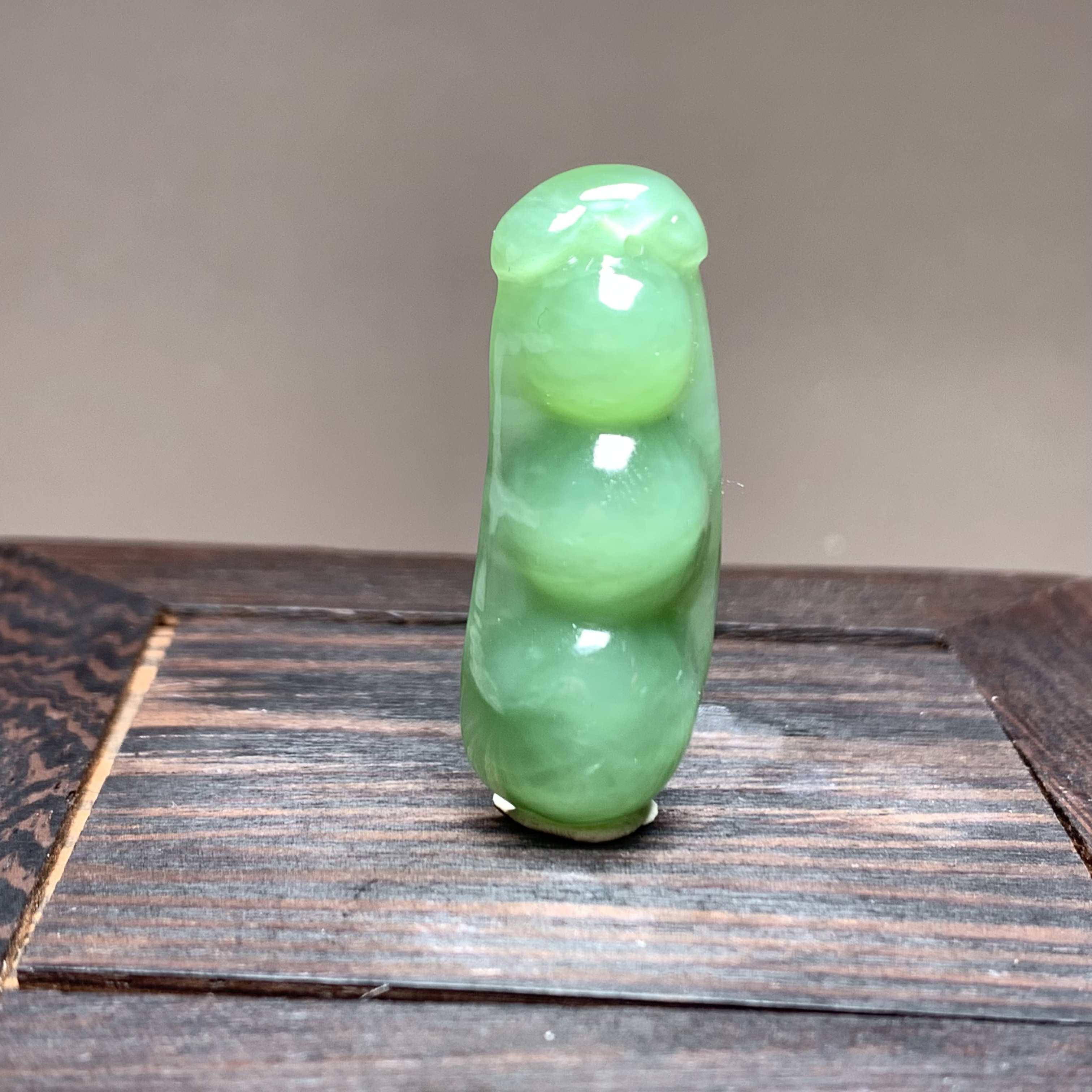 D462海川拍卖和田玉吊坠