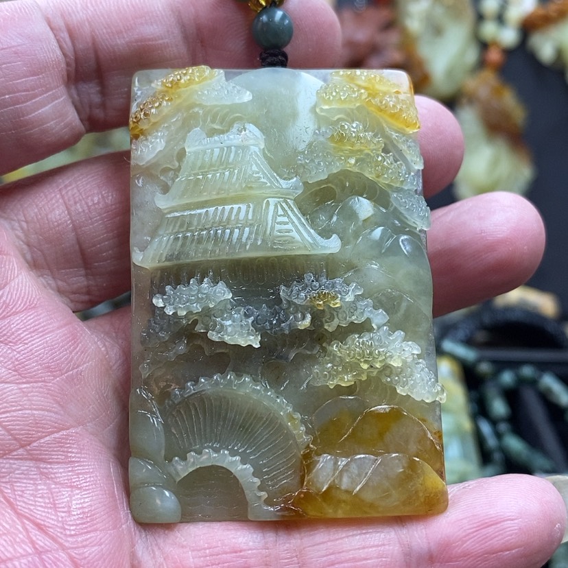 【闪购商品】蛇纹石玉吊坠未镶嵌