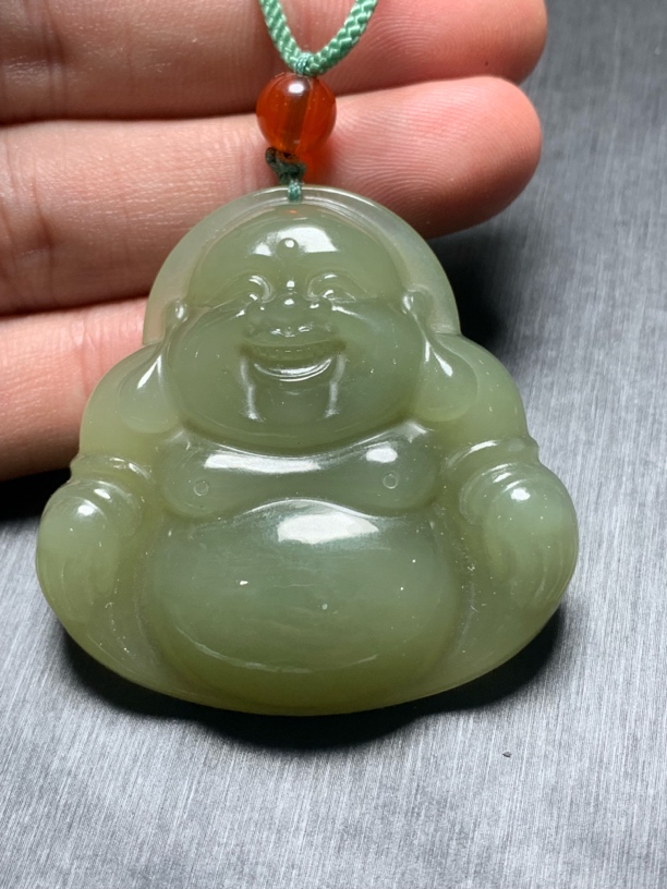 天然和田玉湖水绿佛公50mm