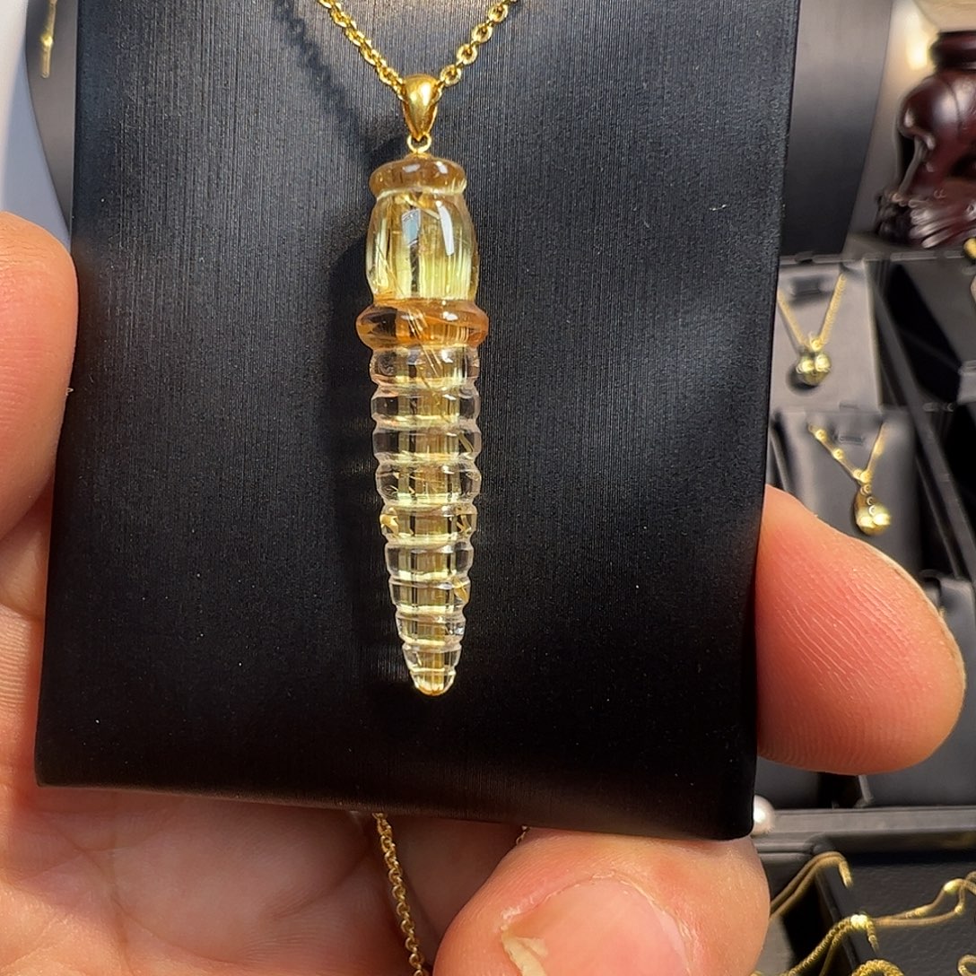 颈饰18K金镶嵌水晶