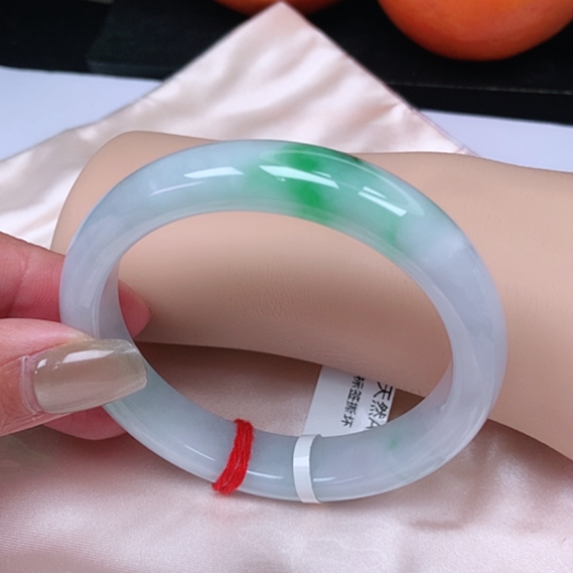 【闪购商品】翡翠手镯未镶嵌，