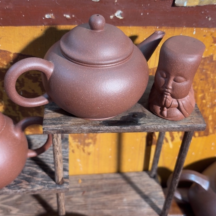 紫砂茶壶紫泥底槽青水平150cc