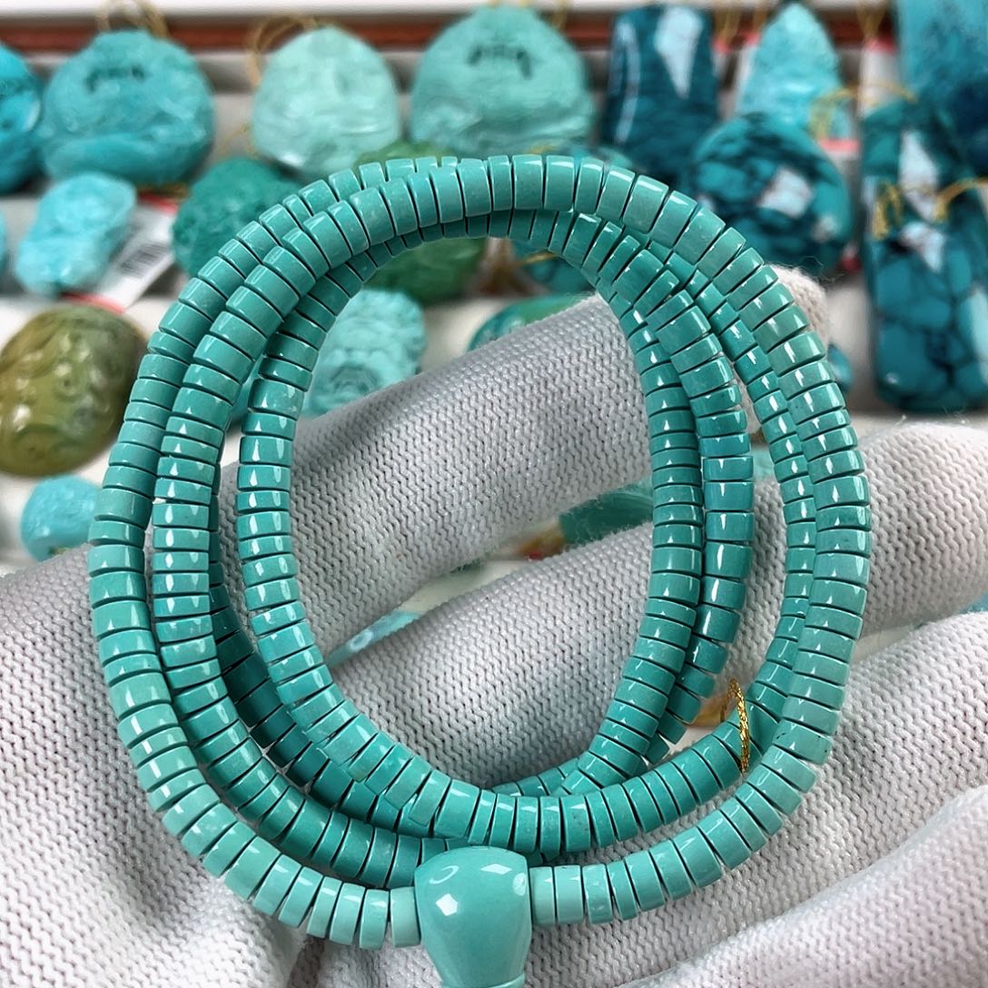 绿松石未镶嵌挂件