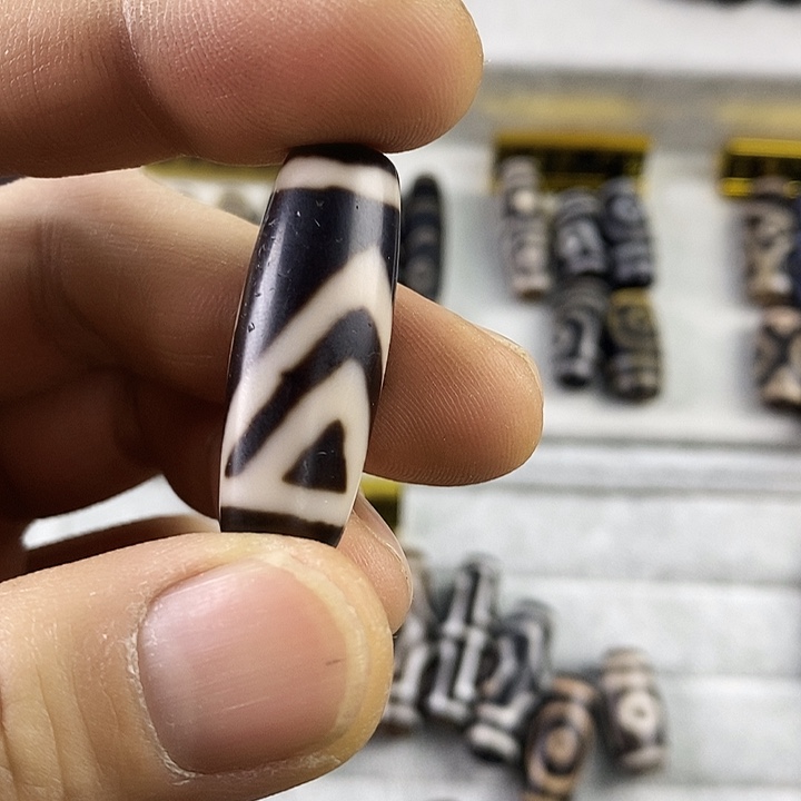 玛瑙/玉髓合金颈饰