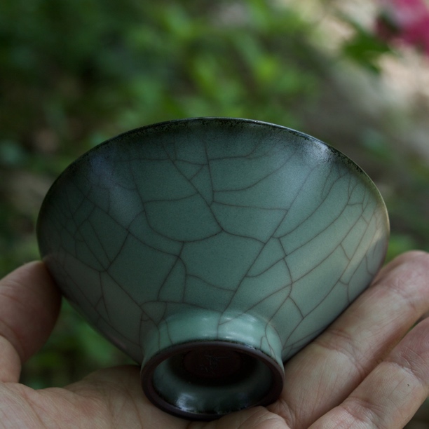 官窑灰青中式紫口铁足主人杯斗笠杯