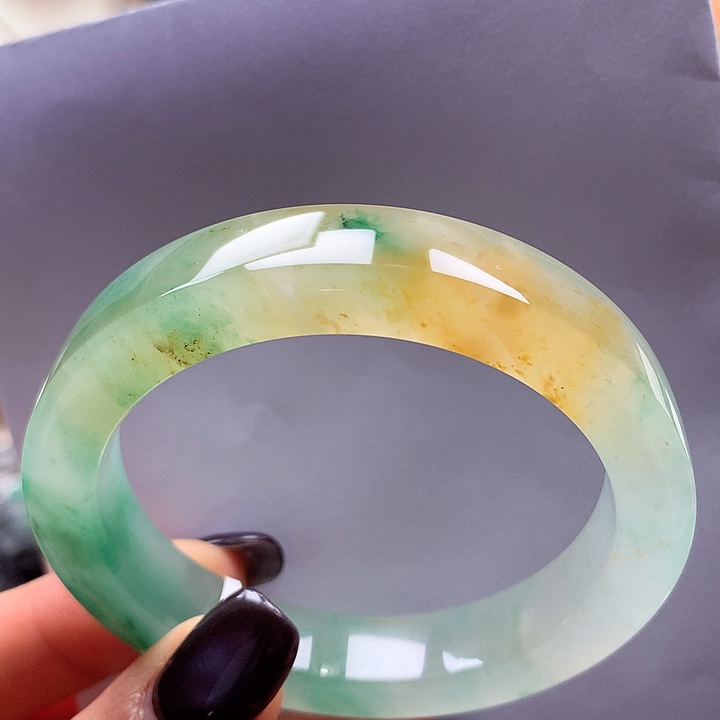 松***、石英质玉未镶嵌手镯