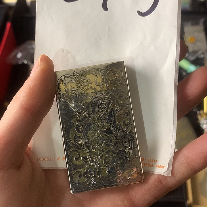 一***虎54号佐罗打火机一个