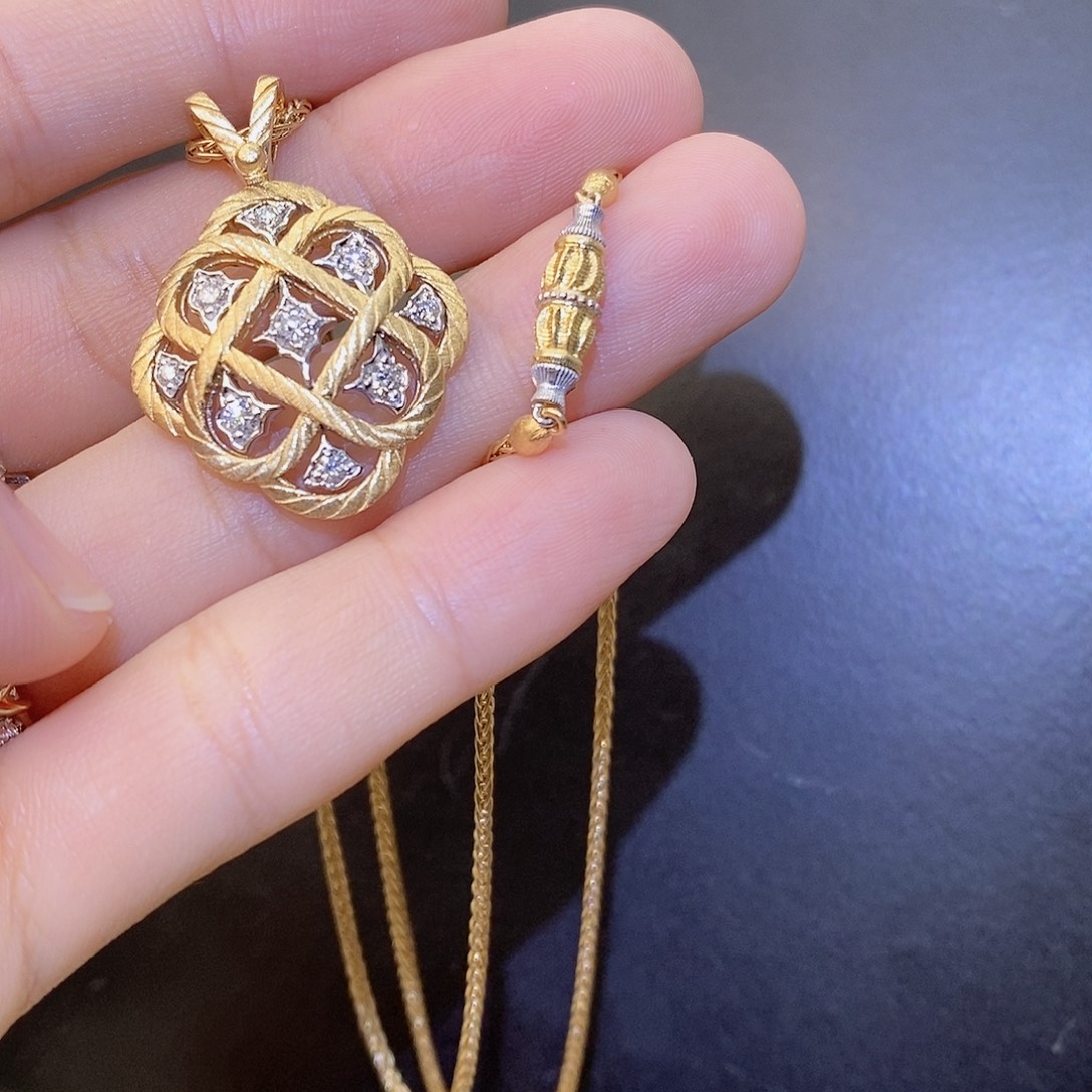 颈饰钻石18K金镶嵌麻绳拉丝双色