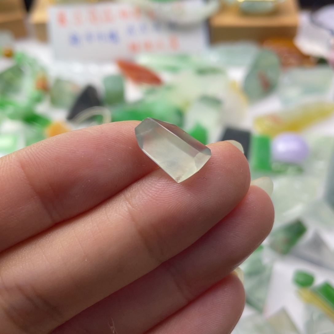 定制翡翠未镶嵌天然缅甸翡翠
