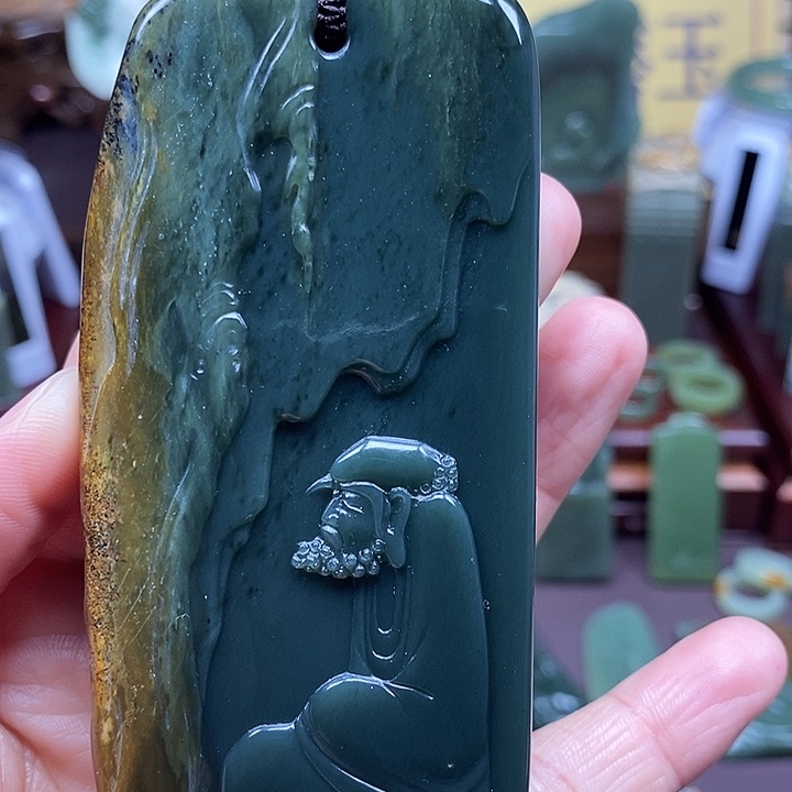 岫岩河磨玉（透闪石质玉）析木未镶嵌平***?