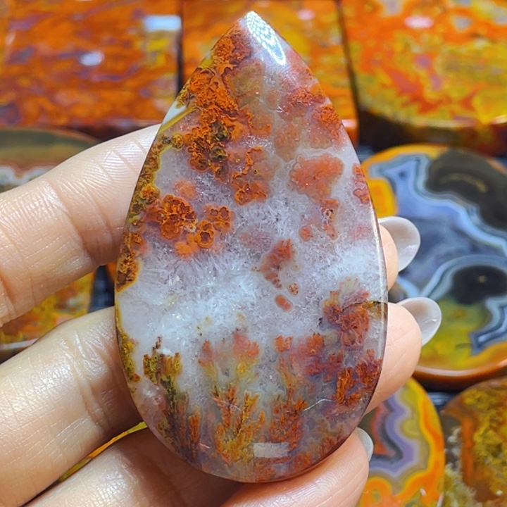 玛瑙/玉髓战国手吊坠未镶嵌哼***猫