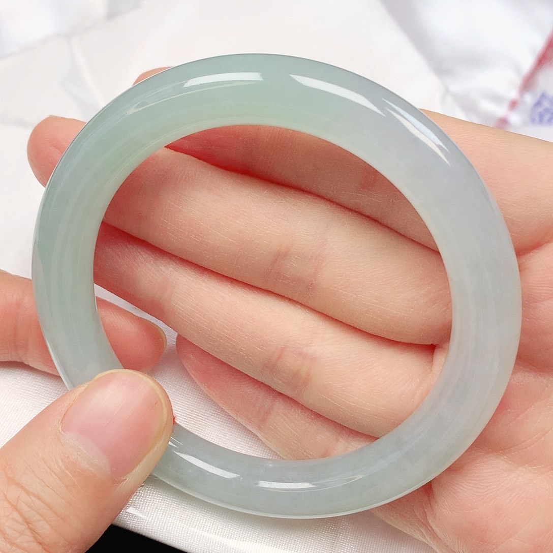 翡翠手镯未镶嵌抖音908