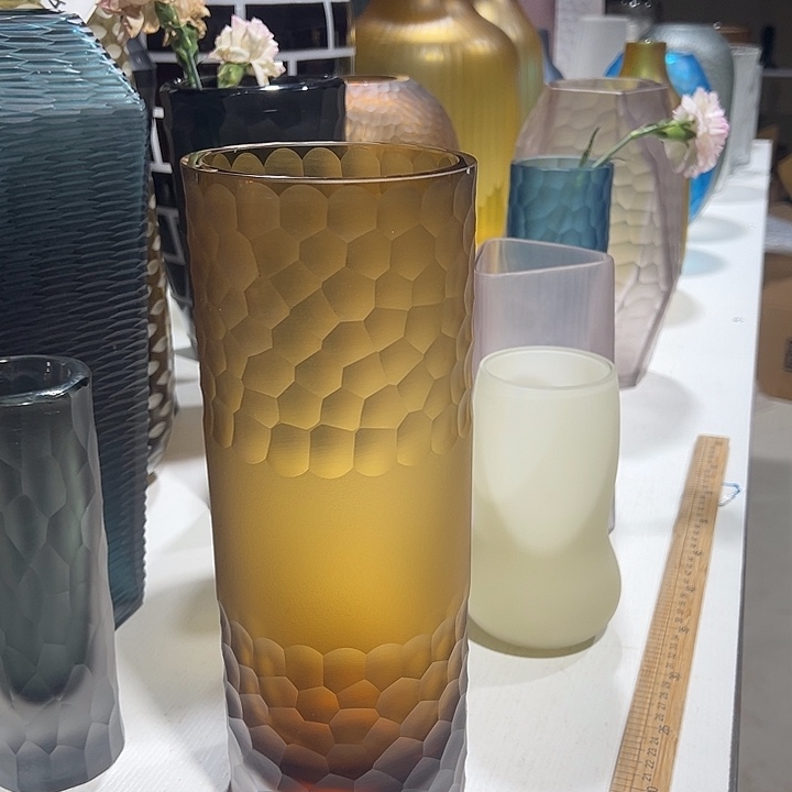 琥珀色磨刻花瓶花器高30口10