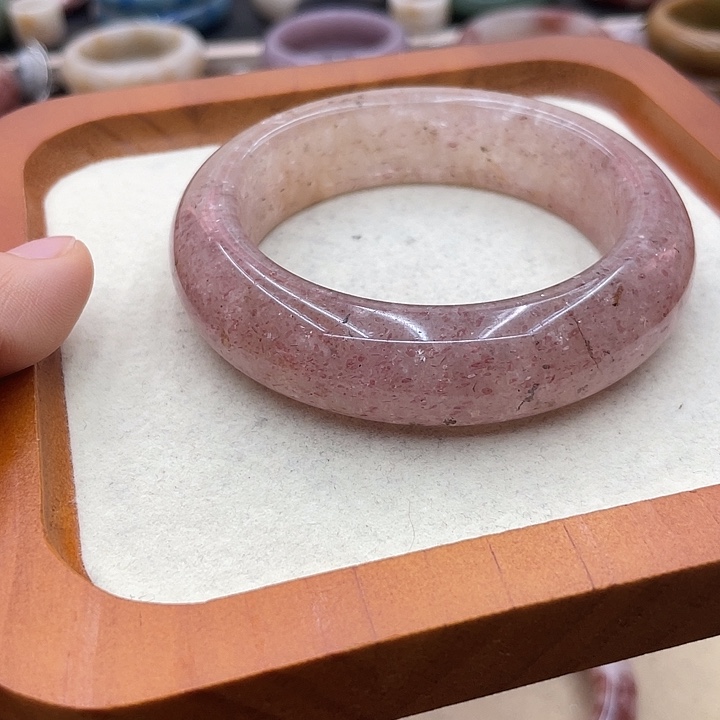 石英质玉圈口60未镶嵌