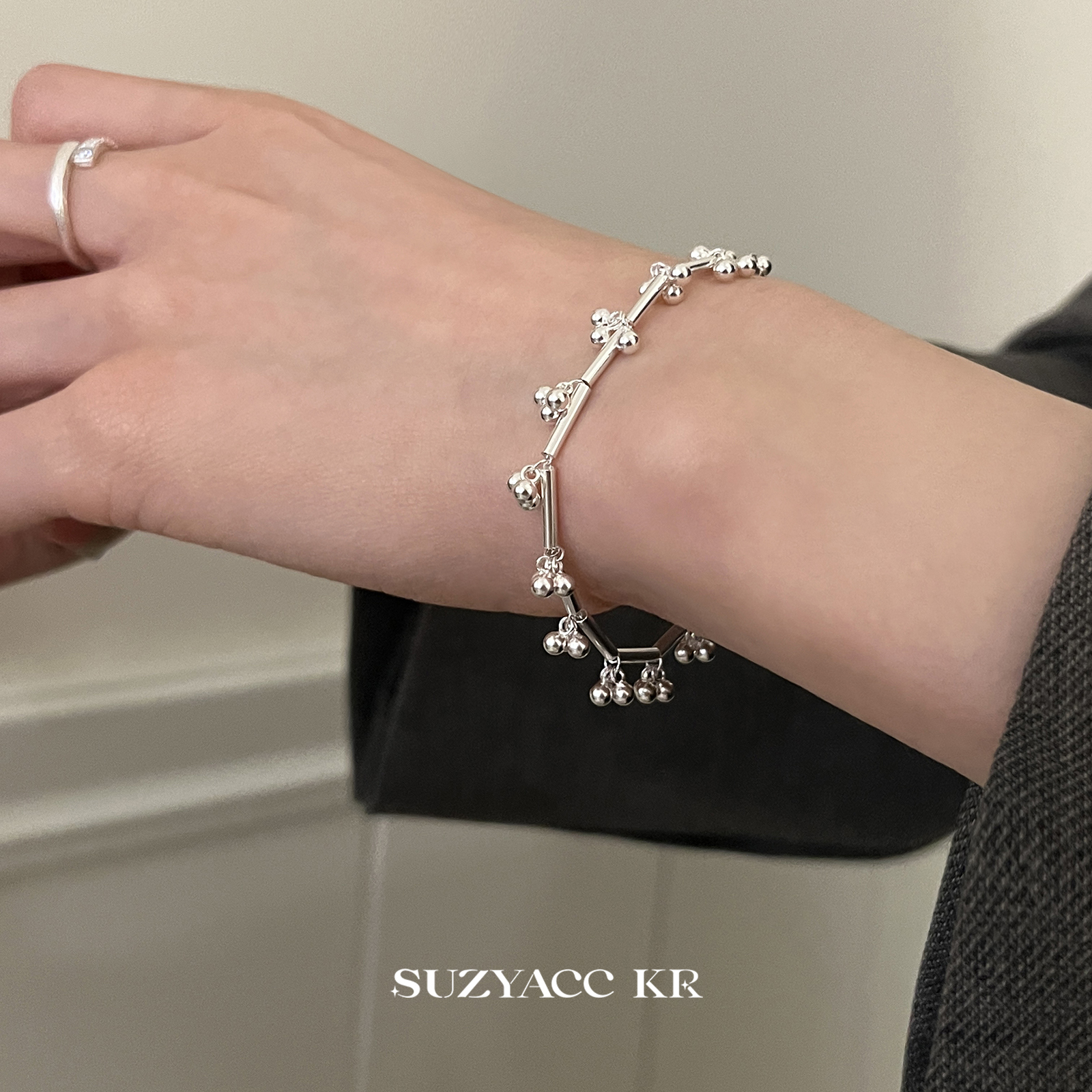 Suzyacc Kr 925银手链 纯银小葡萄球球串珠手链C2233