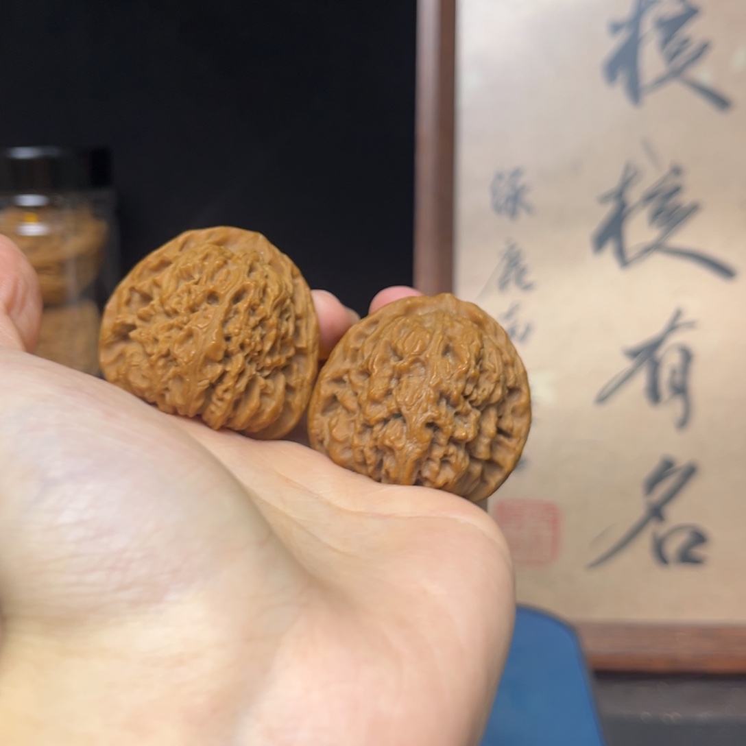 弹***师吊坠文玩核桃南疆