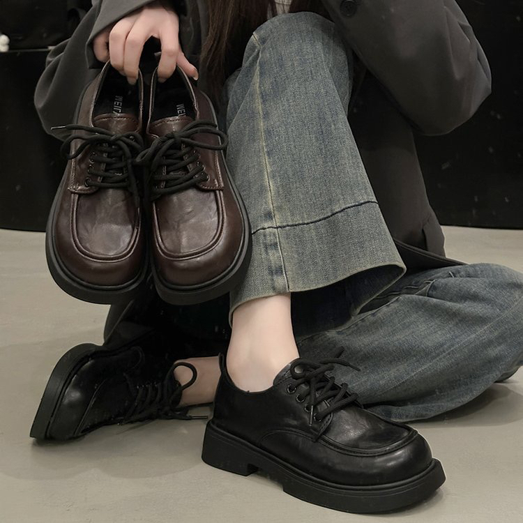 英伦系带小皮鞋女2026新款秋冬爆款软底通勤工作鞋百搭乐福鞋单鞋
