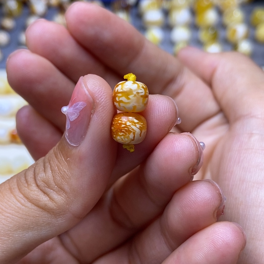 琥珀珠宝奇石未镶嵌8.1