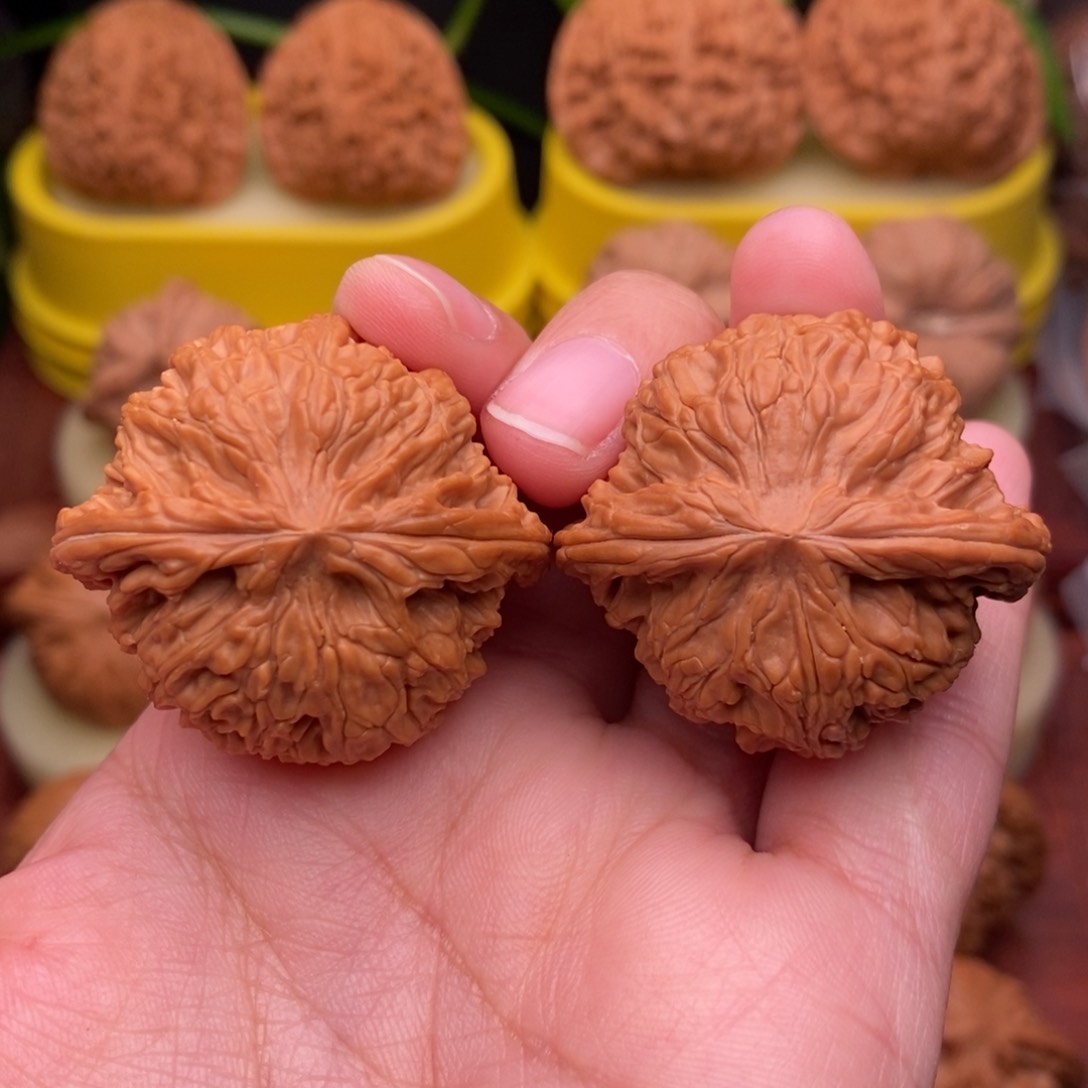 把件文玩核桃37“野生”红皮正磨