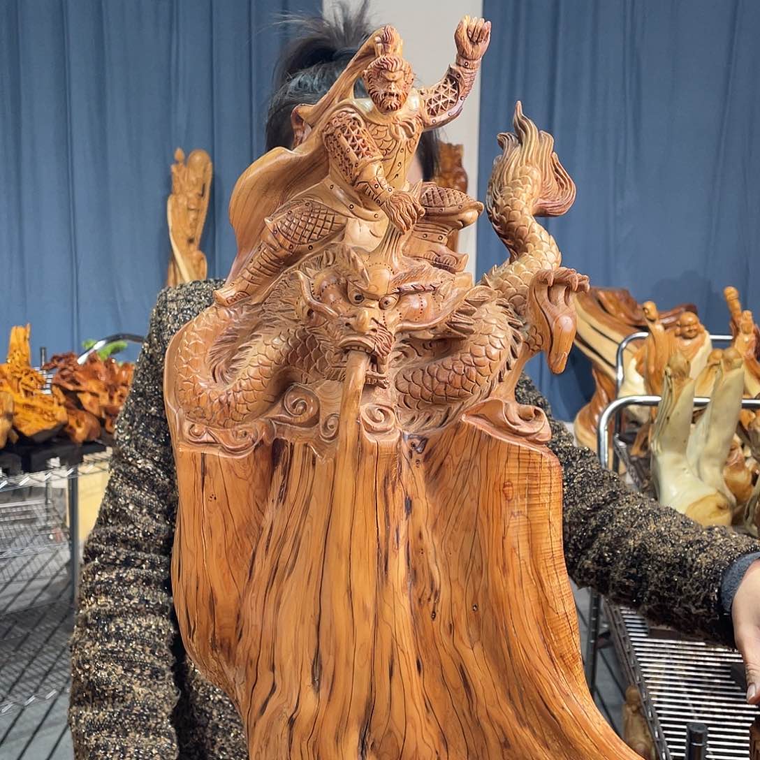 柏木（崖柏）随型艺术根雕
