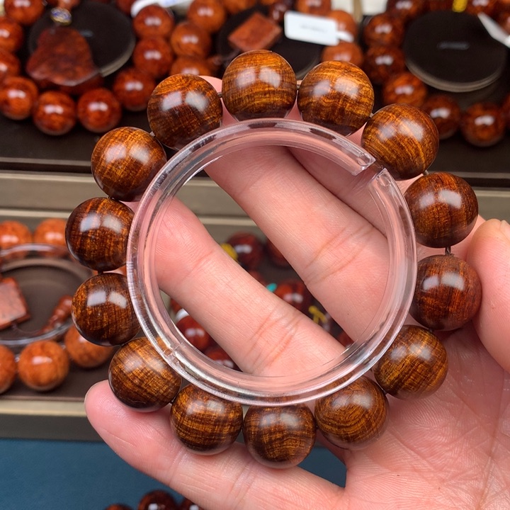 花梨木类黄花梨1.6F黄花梨