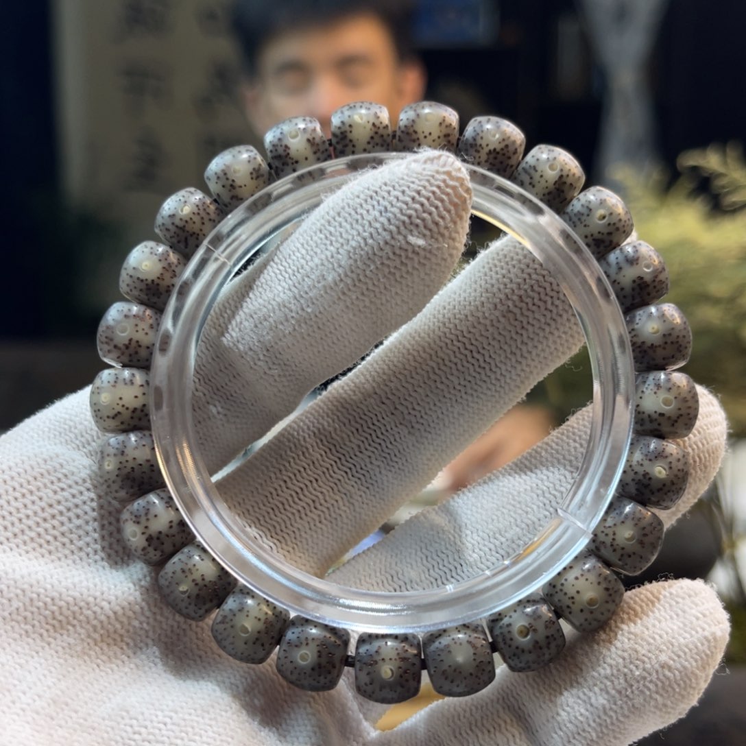 手串星月菩提黑冰极限弧A10