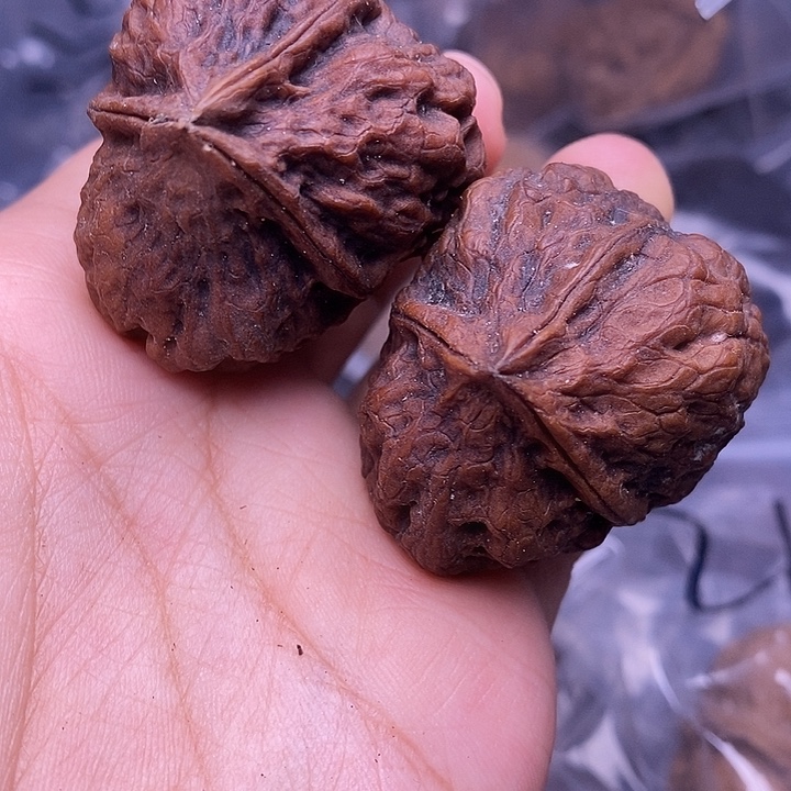 文玩核桃把件   60