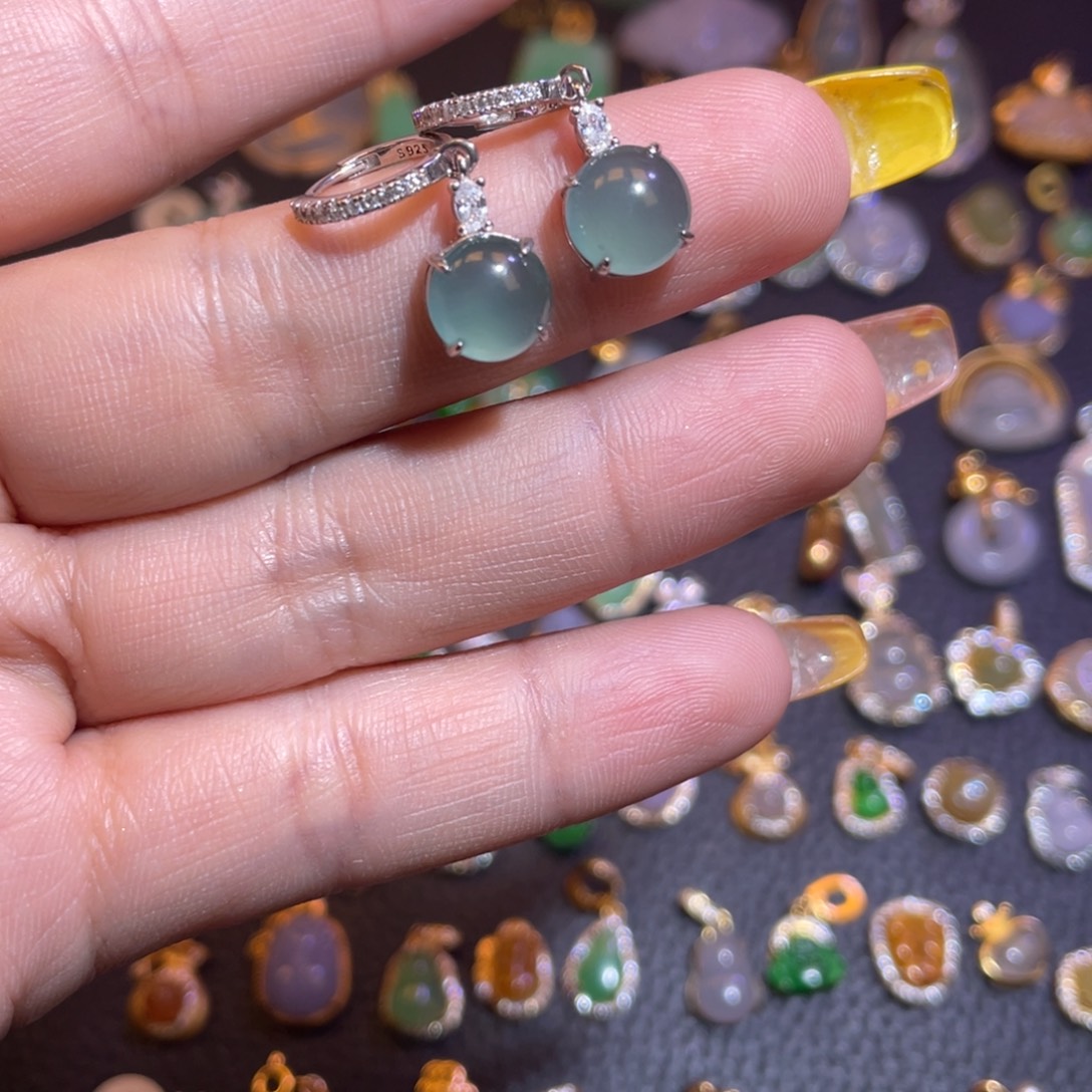 翡翠银S925镶嵌颈饰