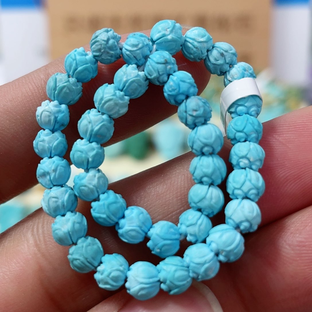 绿松石配饰未镶嵌