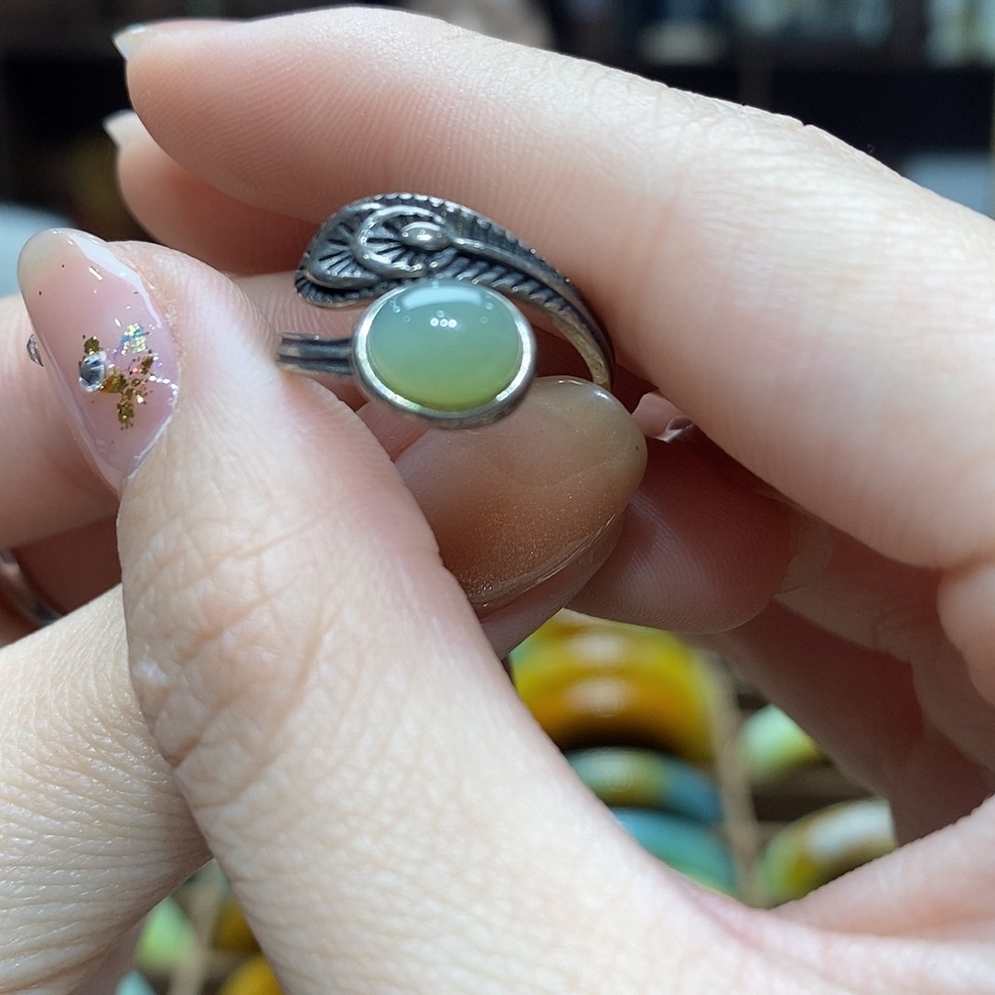 蛇纹石玉手镯未镶嵌淡****5