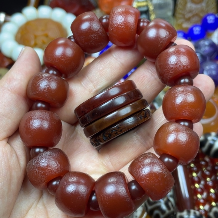 玛瑙/玉髓颈饰未镶嵌善**行