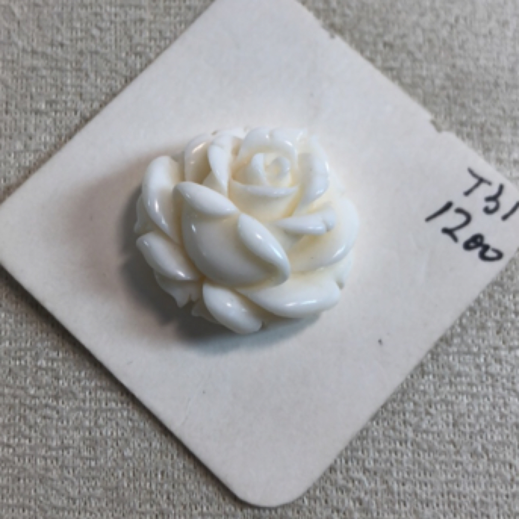 天然红色珊瑚珠昱