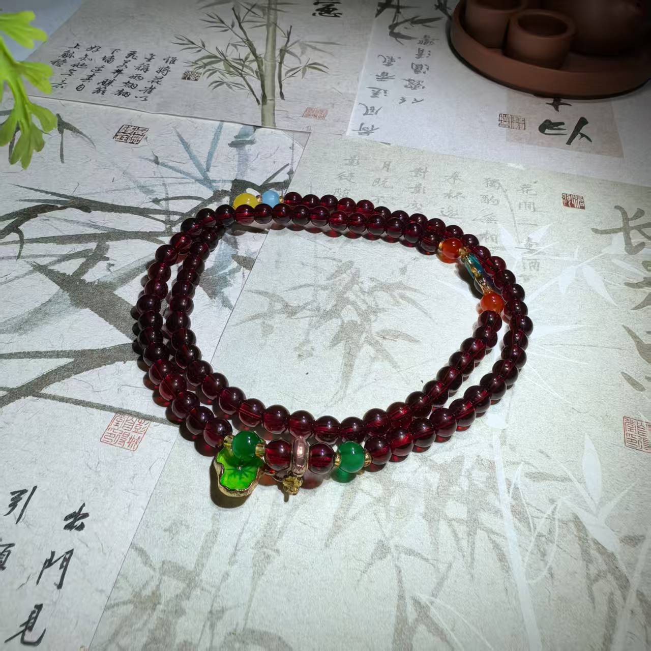 石榴石 鱼 荷叶多圈手串（无礼盒）1044