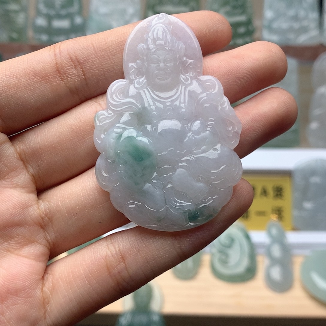 翡翠未镶嵌颈饰财神