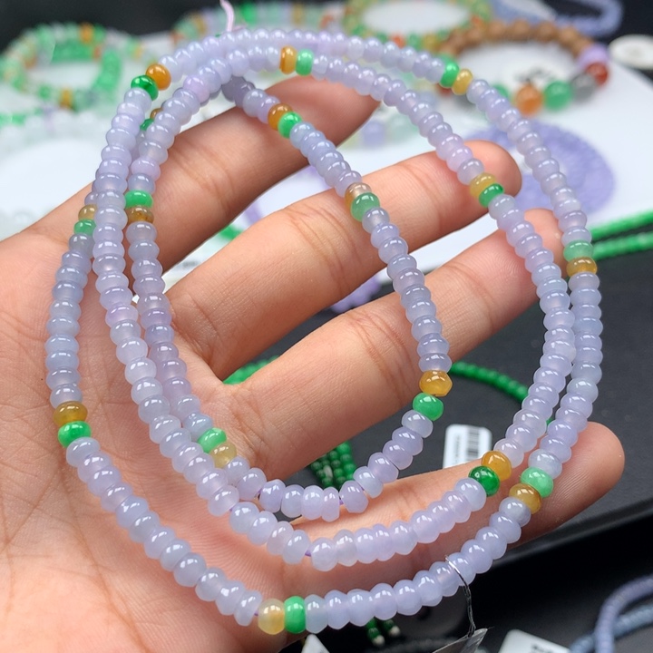 翡翠手镯未镶嵌卡