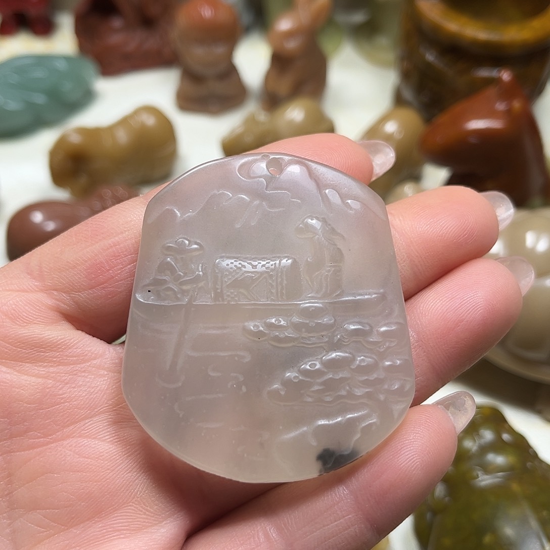 白玉菩提吊坠白玉菩提吊坠