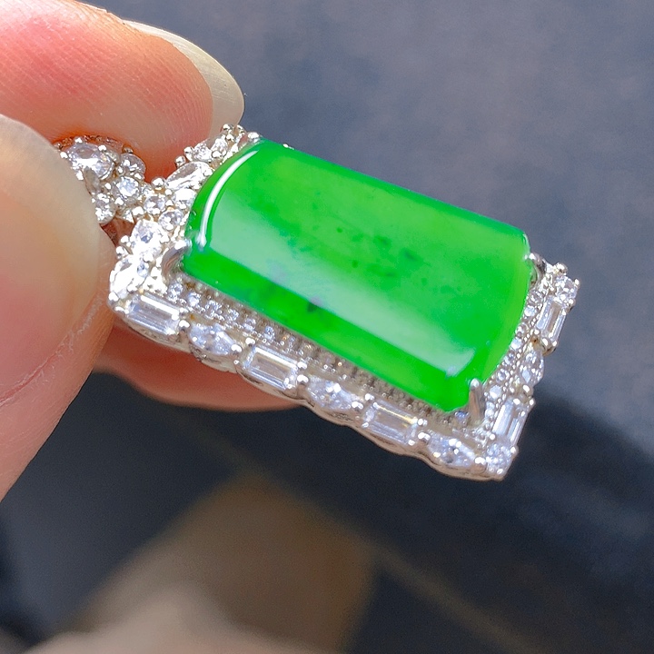 翡翠银S925镶嵌颈饰