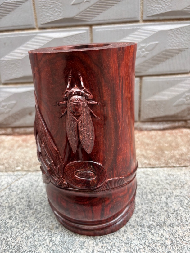 小叶紫檀节节高笔筒