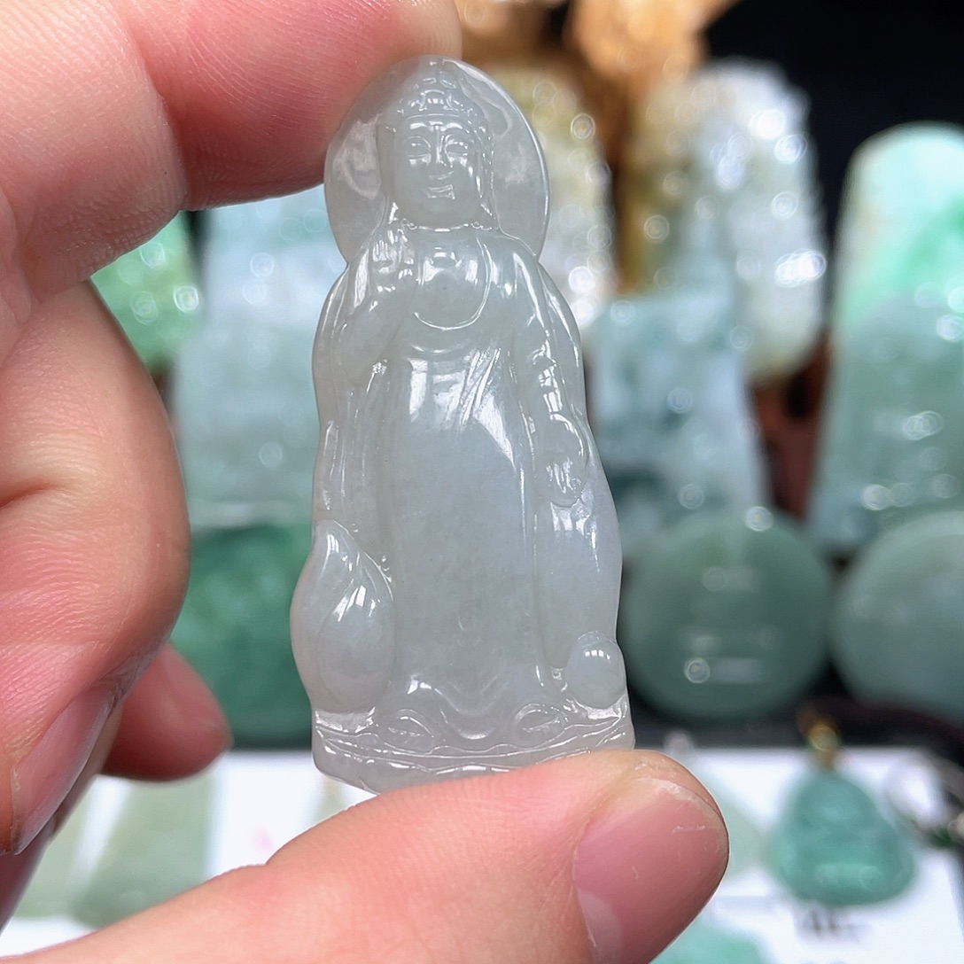 翡翠未镶嵌颈饰阿弥陀佛