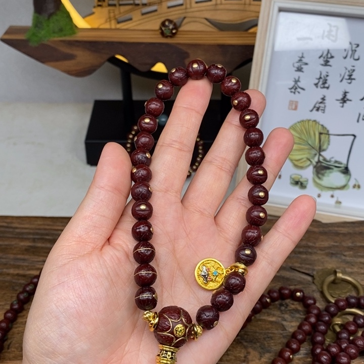 凤眼菩提吊坠9.5 简配 手持